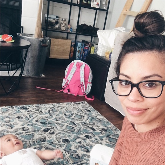 Meet your Posher, Janessa - Picture 1 of 1